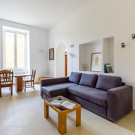 Orsola Comfort House By Napoliapartments Экстерьер фото