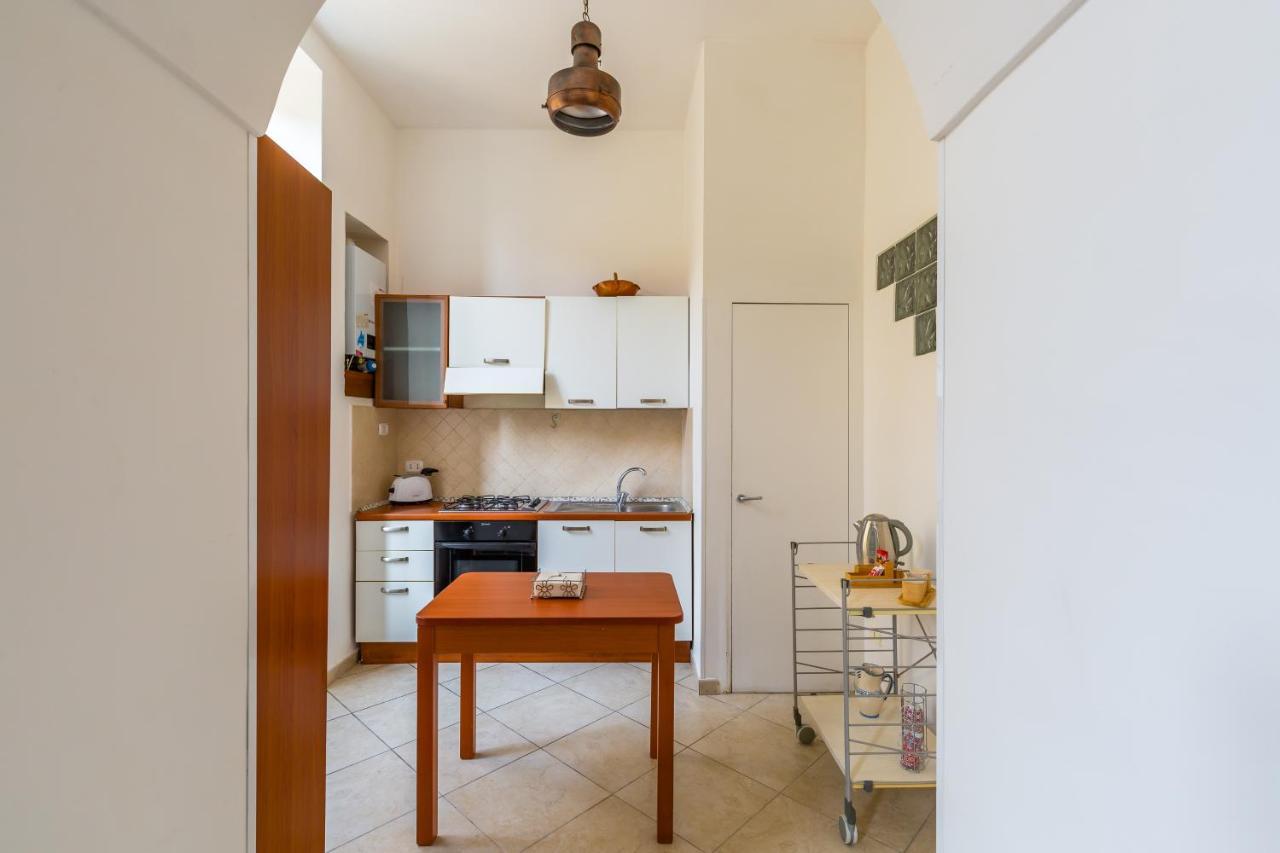 Orsola Comfort House By Napoliapartments Экстерьер фото