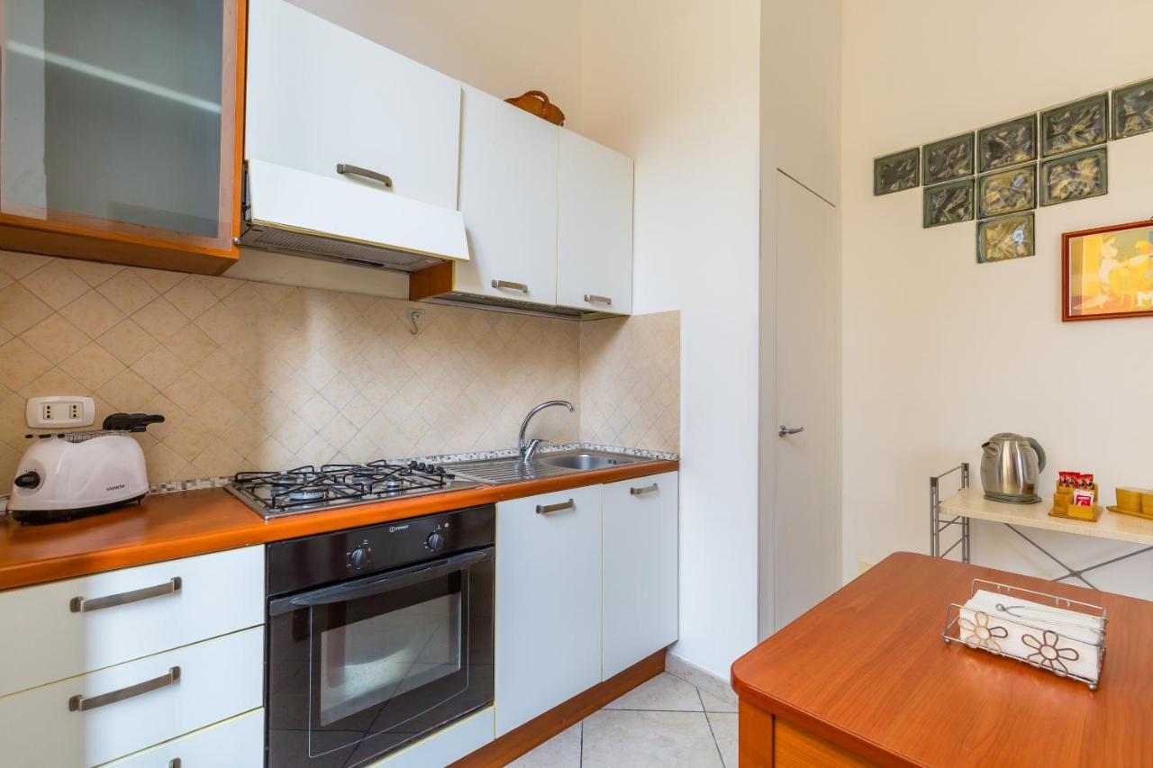 Orsola Comfort House By Napoliapartments Экстерьер фото