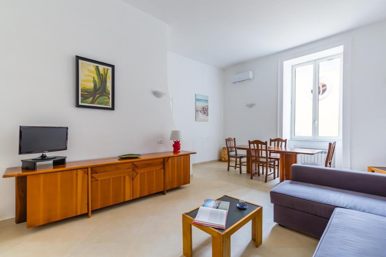 Orsola Comfort House By Napoliapartments Экстерьер фото