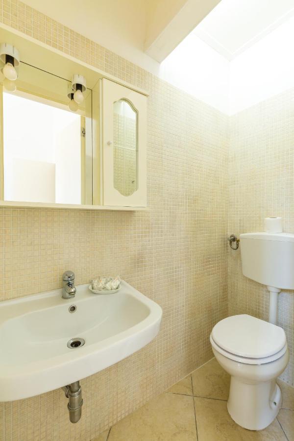 Orsola Comfort House By Napoliapartments Экстерьер фото